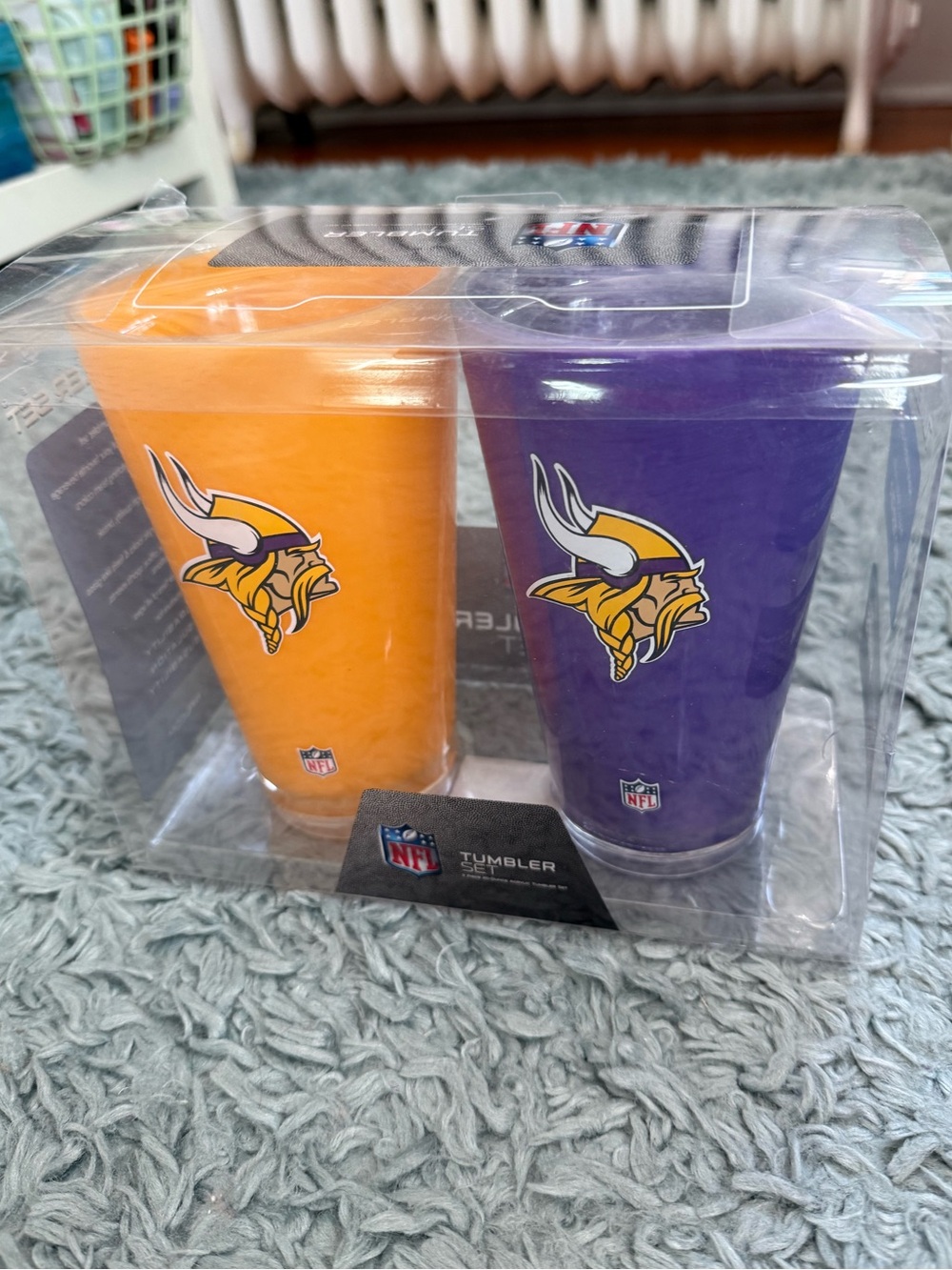 NWT Vikings Tumbler Glass Set